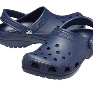 NWT classic Navy Crocs men’s 8/women’s 10